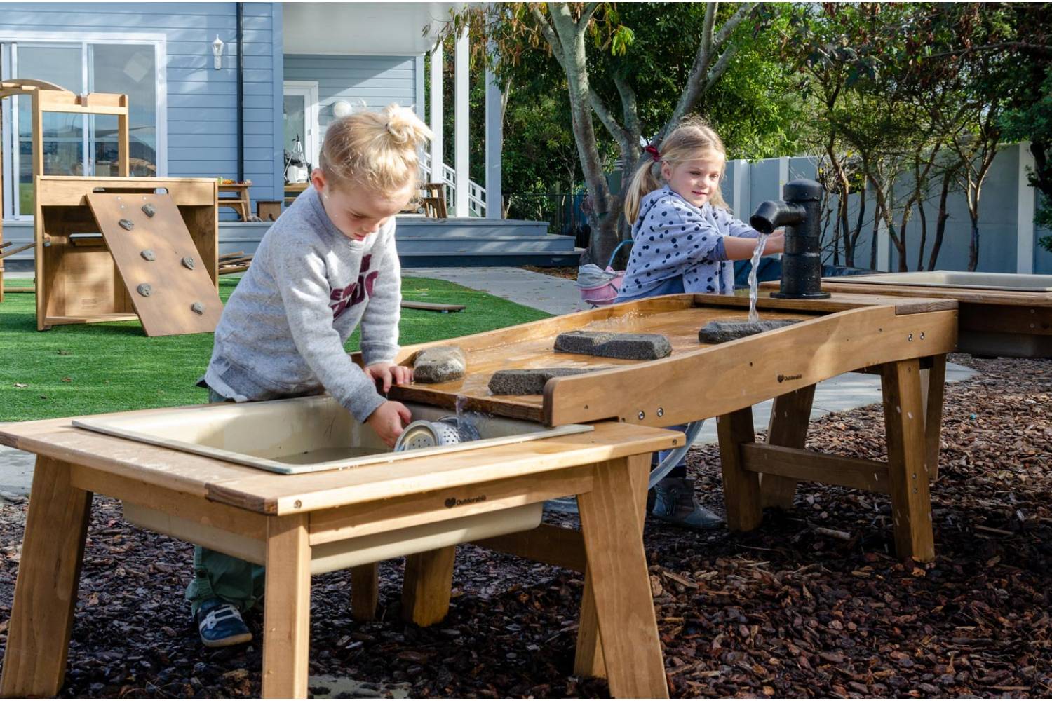 Outdorable Sand and Water Set Children at Play